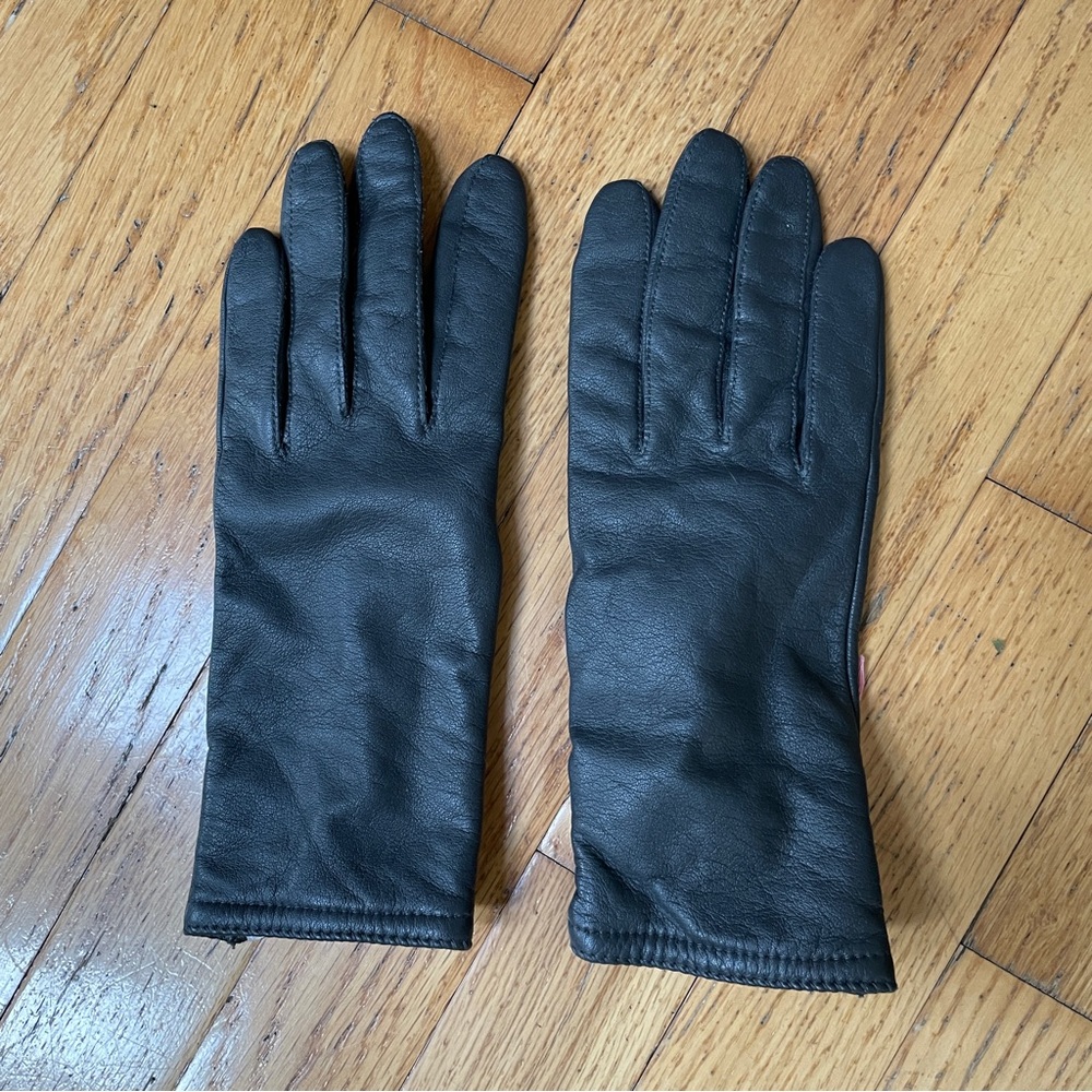 Women's Elegant Gray Lined Leather Gloves NWOT